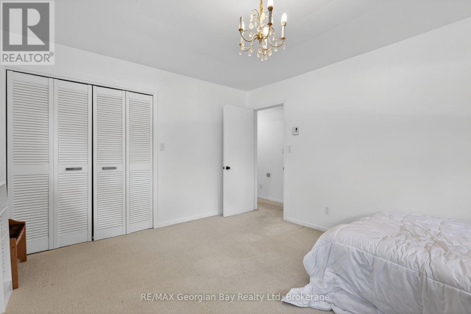 329 Glenbrook Drive Property Photo 13