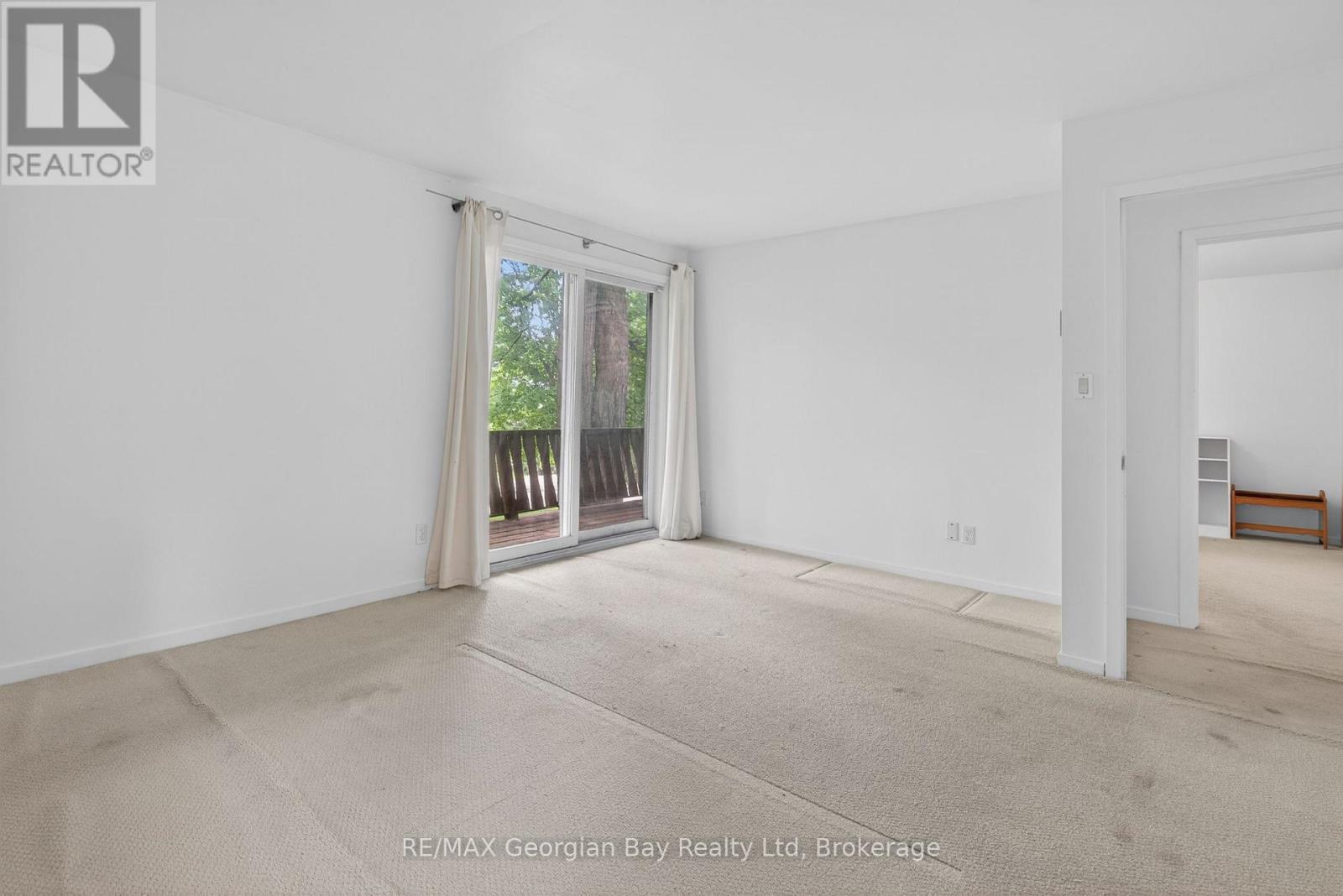 329 Glenbrook Drive Property Photo 14