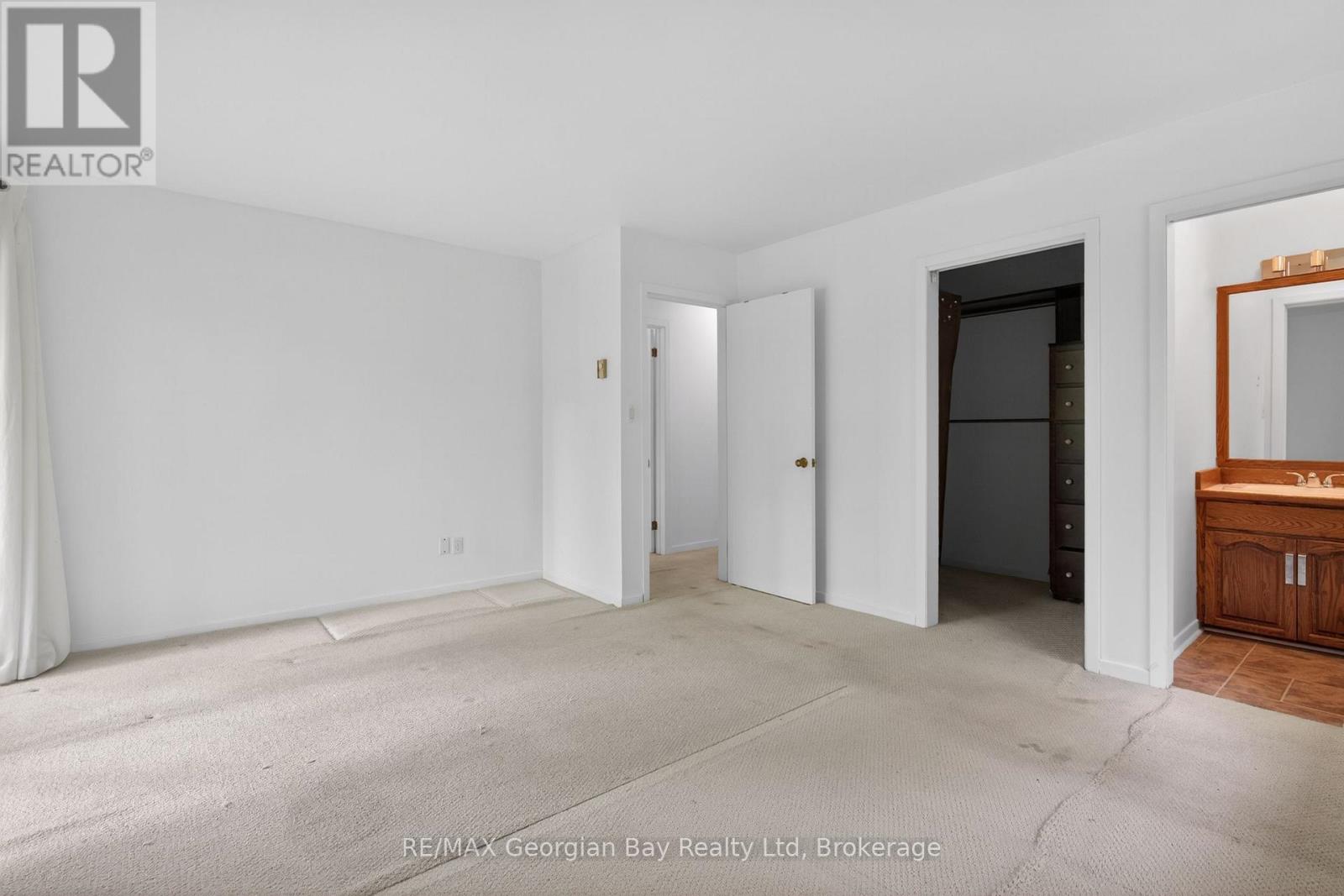 329 Glenbrook Drive Property Photo 15