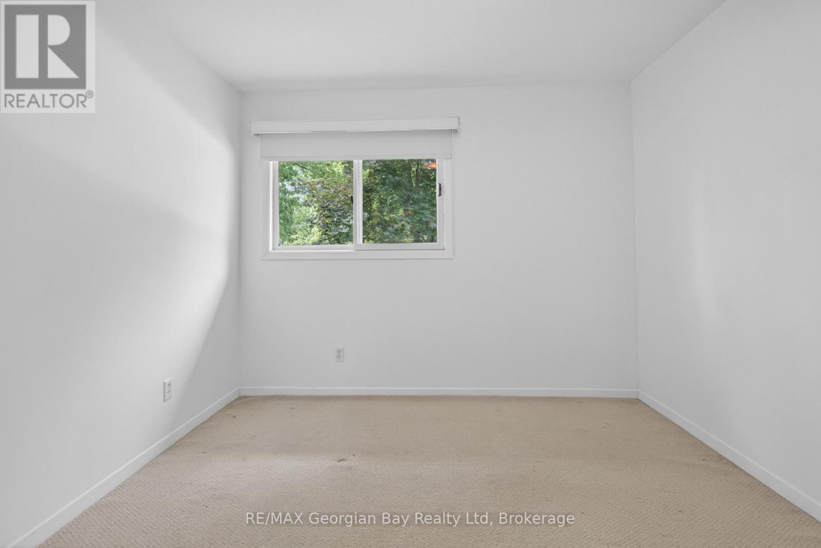 329 Glenbrook Drive Property Photo 16