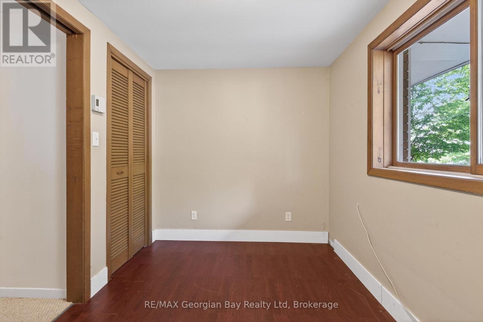 329 Glenbrook Drive Property Photo 20