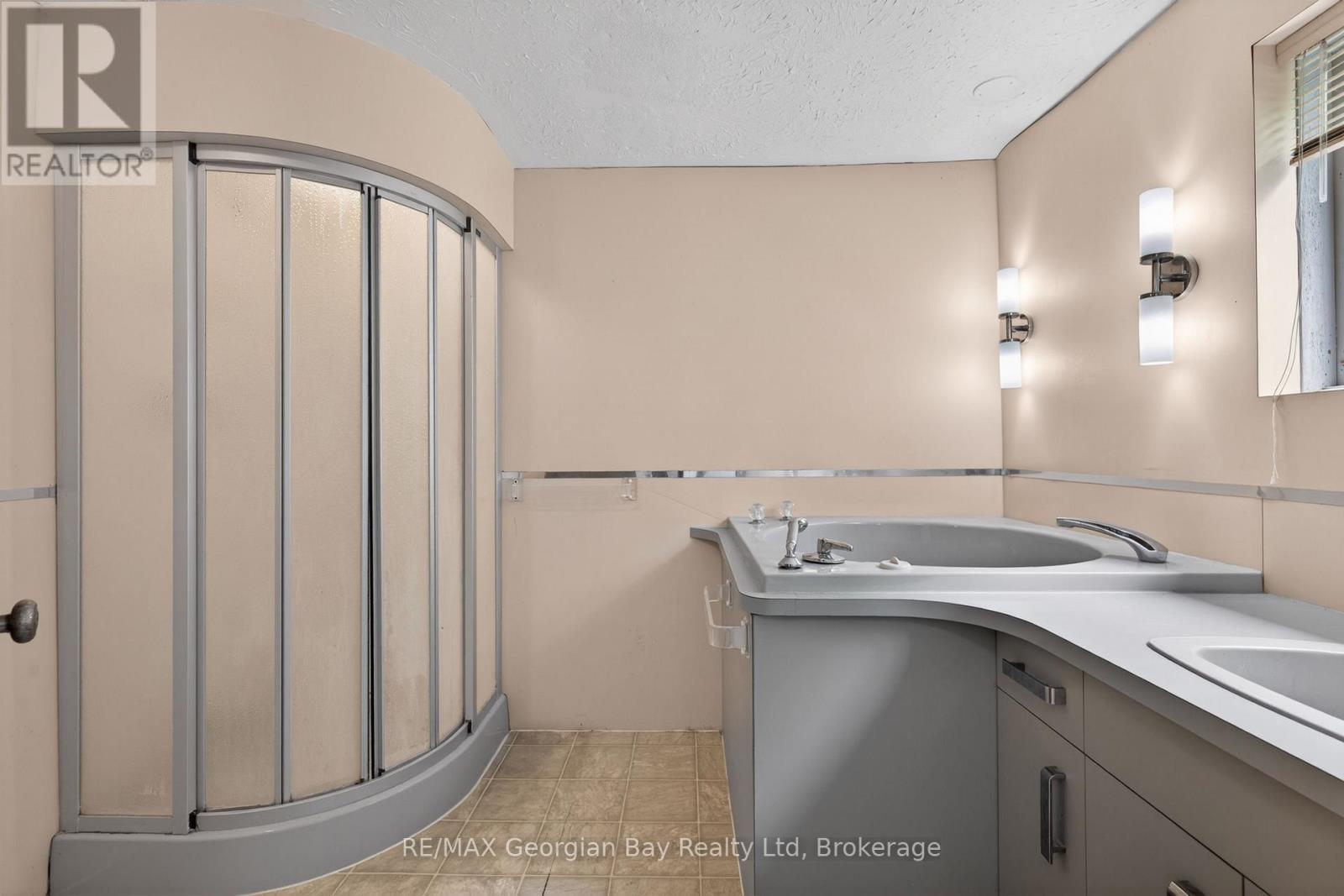 329 Glenbrook Drive Property Photo 26