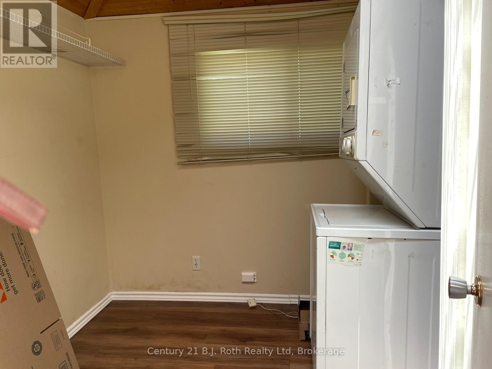 15 Bow Road Property Photo 16
