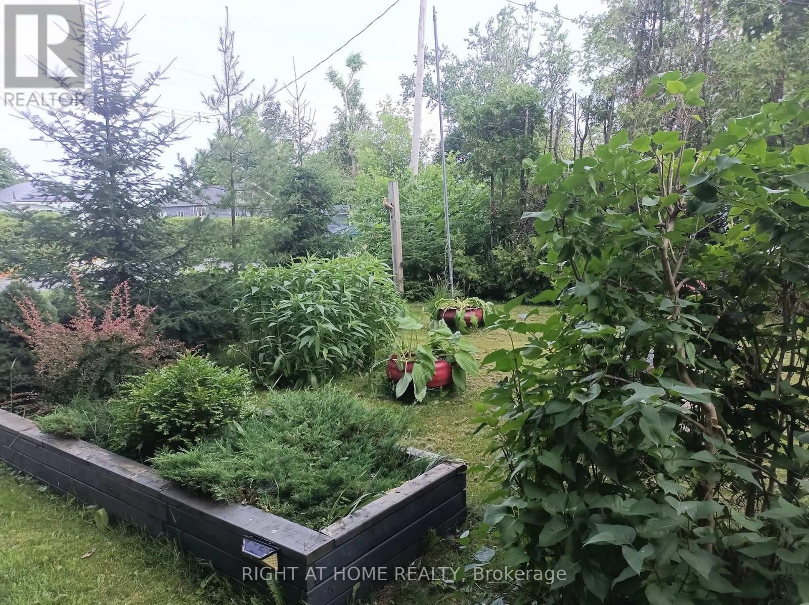 2323 Lakeshore Drive Property Photo 10