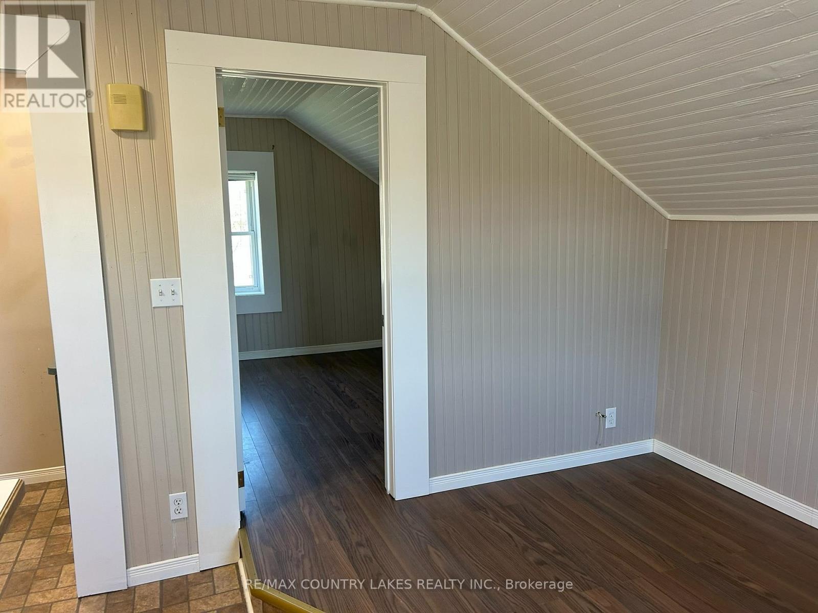 3232 Simcoe Road Property Photo 14