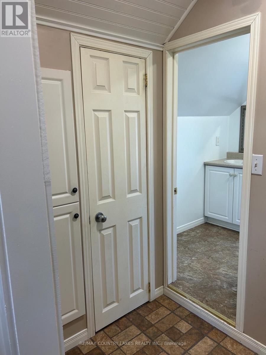 3232 Simcoe Road Property Photo 17