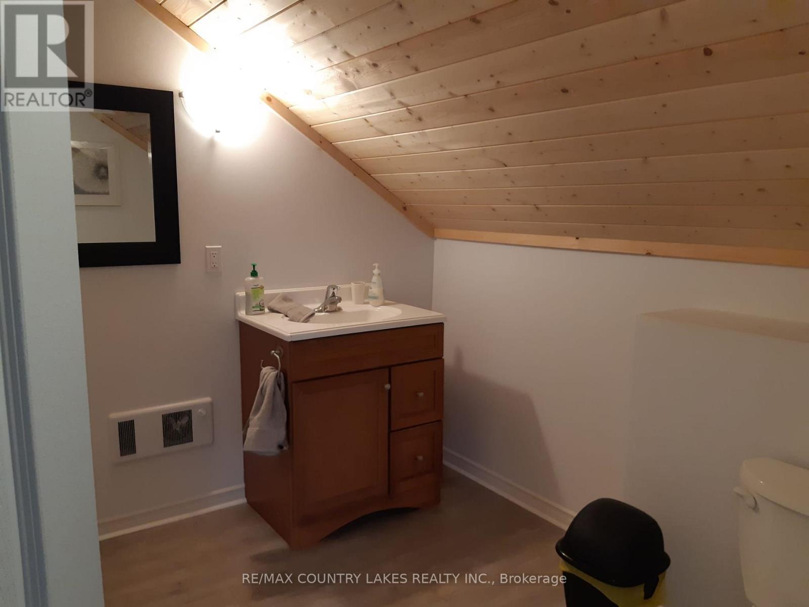 3232 Simcoe Road Property Photo 27