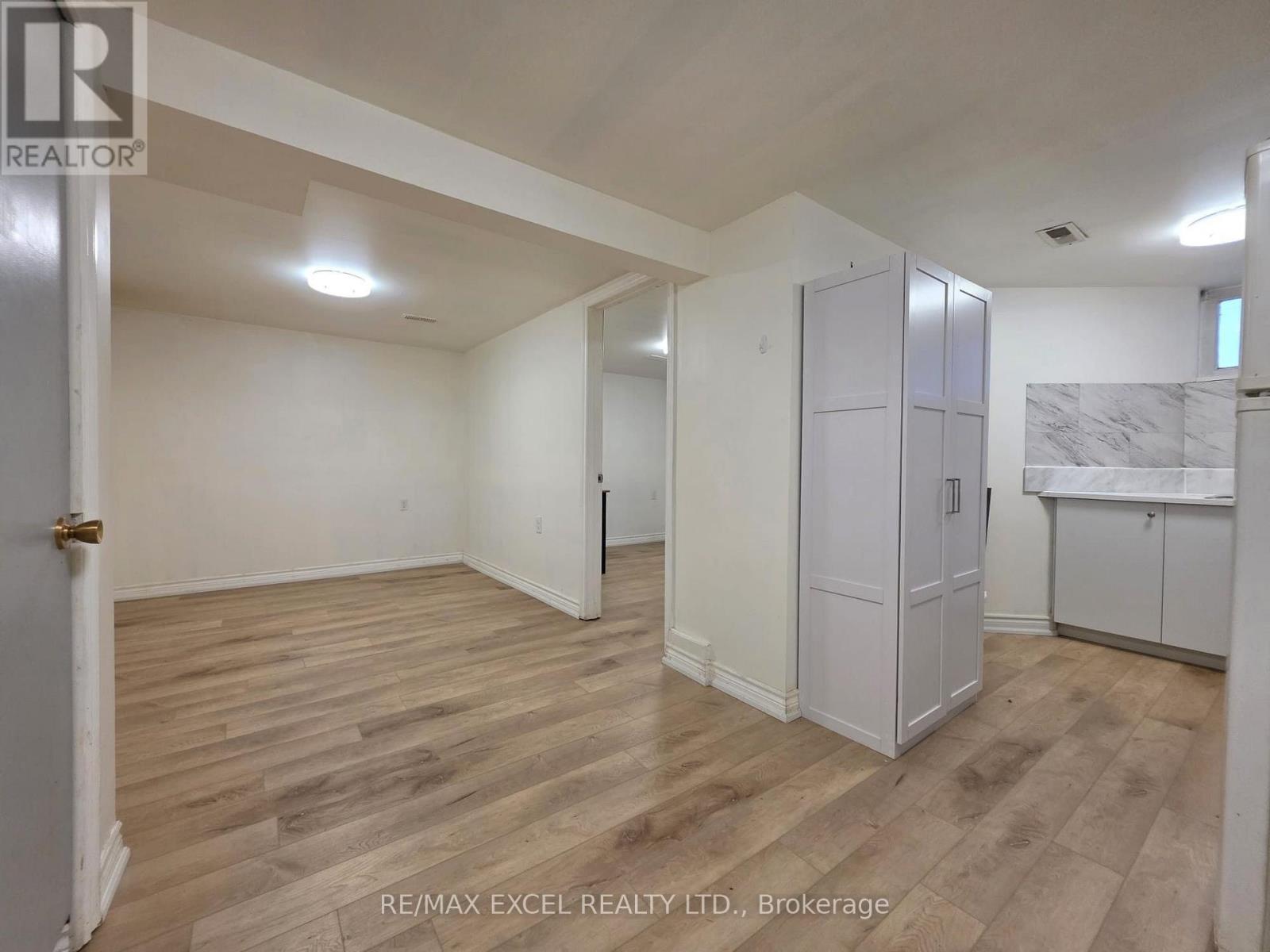 22 NORTHPARK ROAD