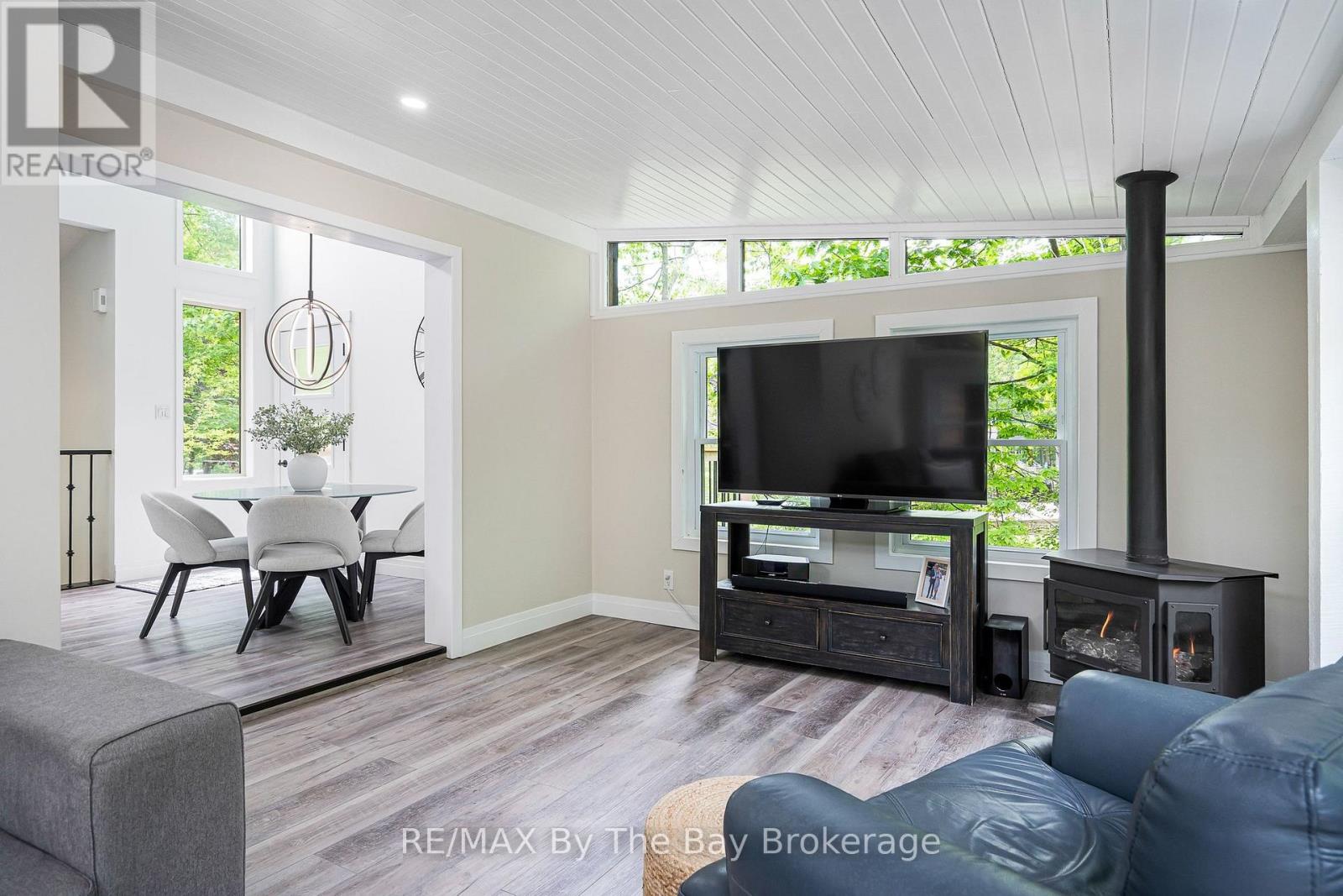 10 Birchwood Trail Property Photo 16