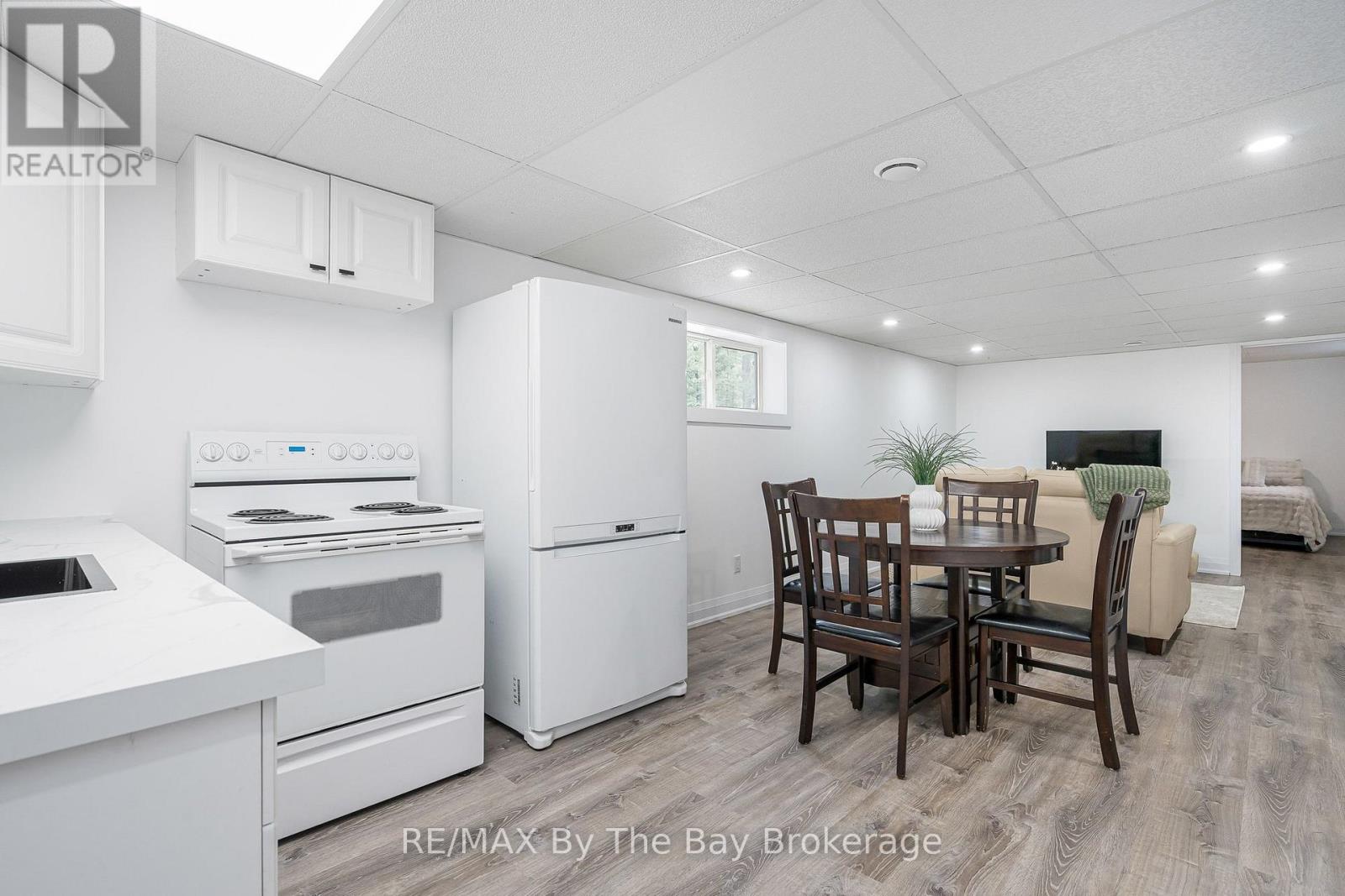 10 Birchwood Trail Property Photo 25