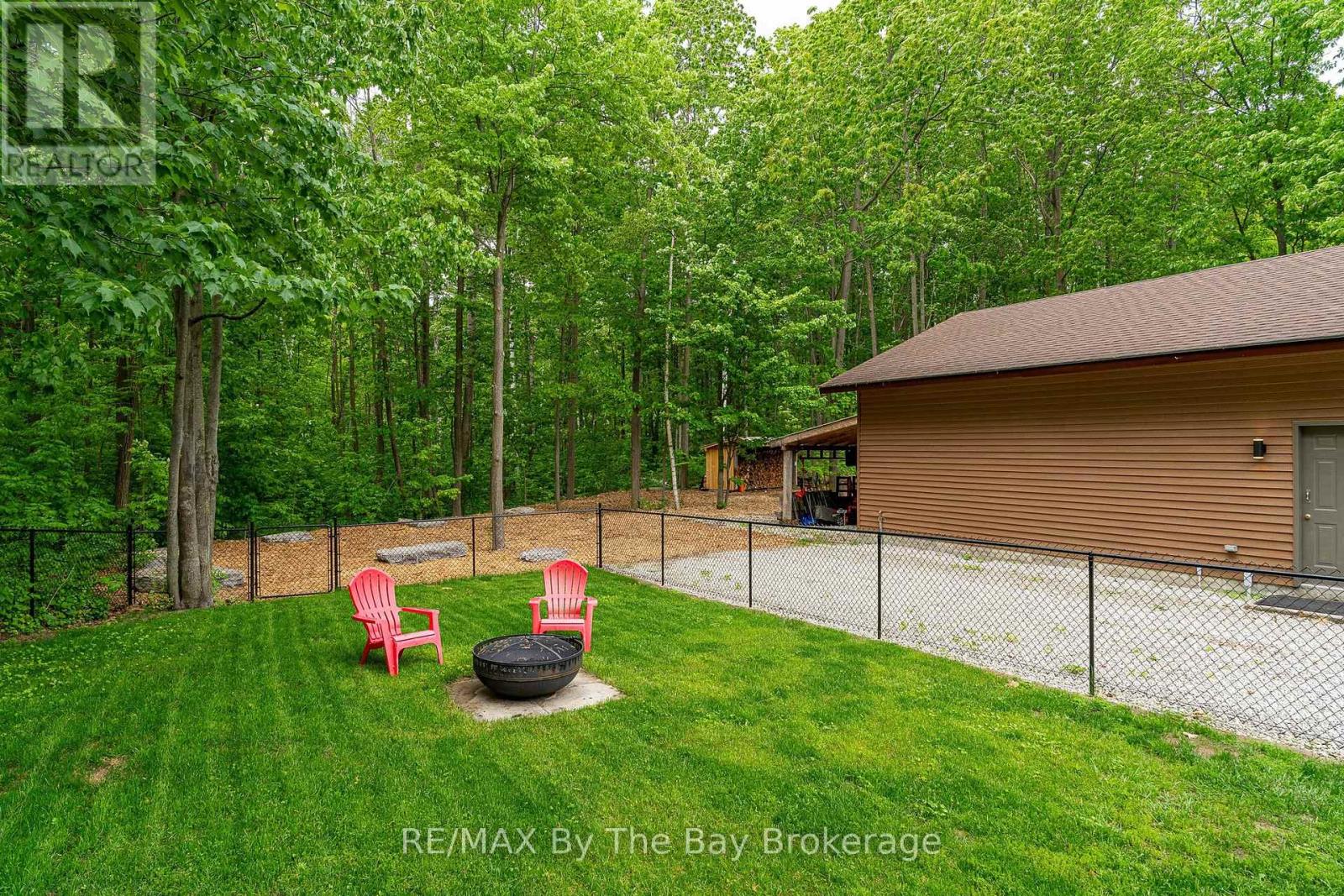 10 Birchwood Trail Property Photo 35