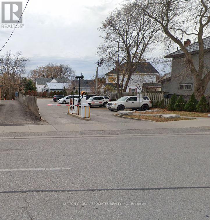 169 Colborne Street W Property Photo 1
