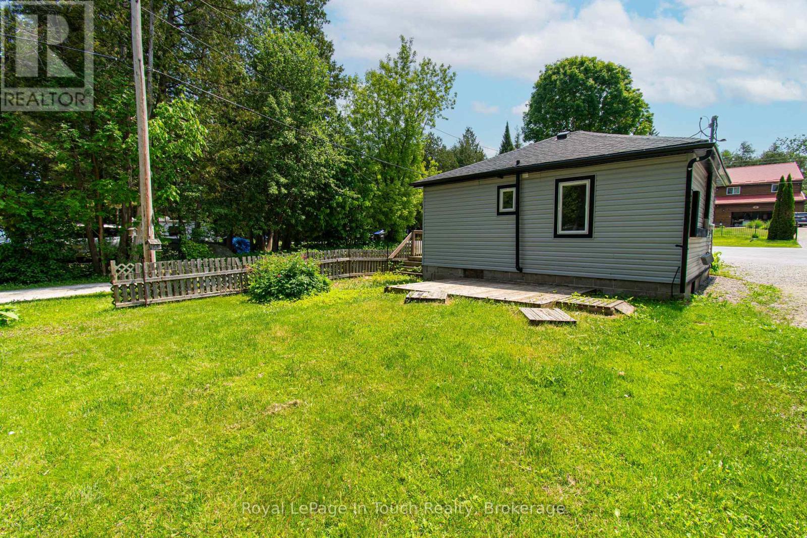 78 King Rd Property Photo 3