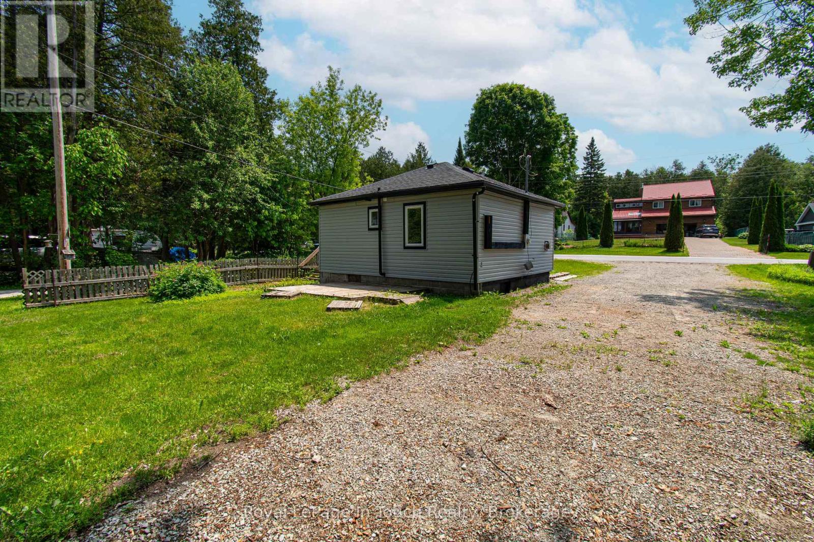78 King Rd Property Photo 4