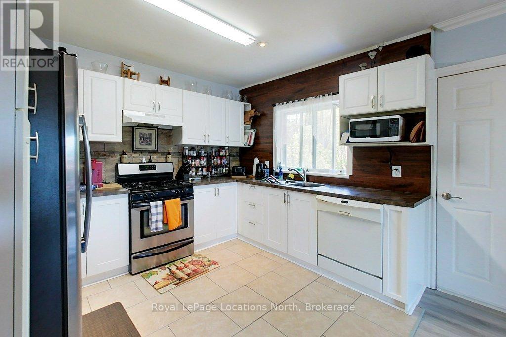 32 River Road E Property Photo 19