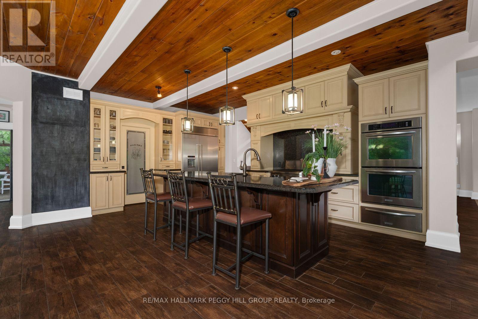 185 Skylark Road Property Photo 7
