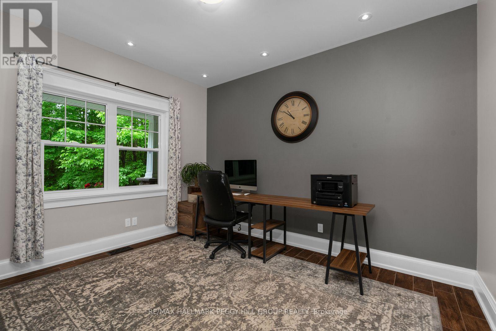 185 Skylark Road Property Photo 10