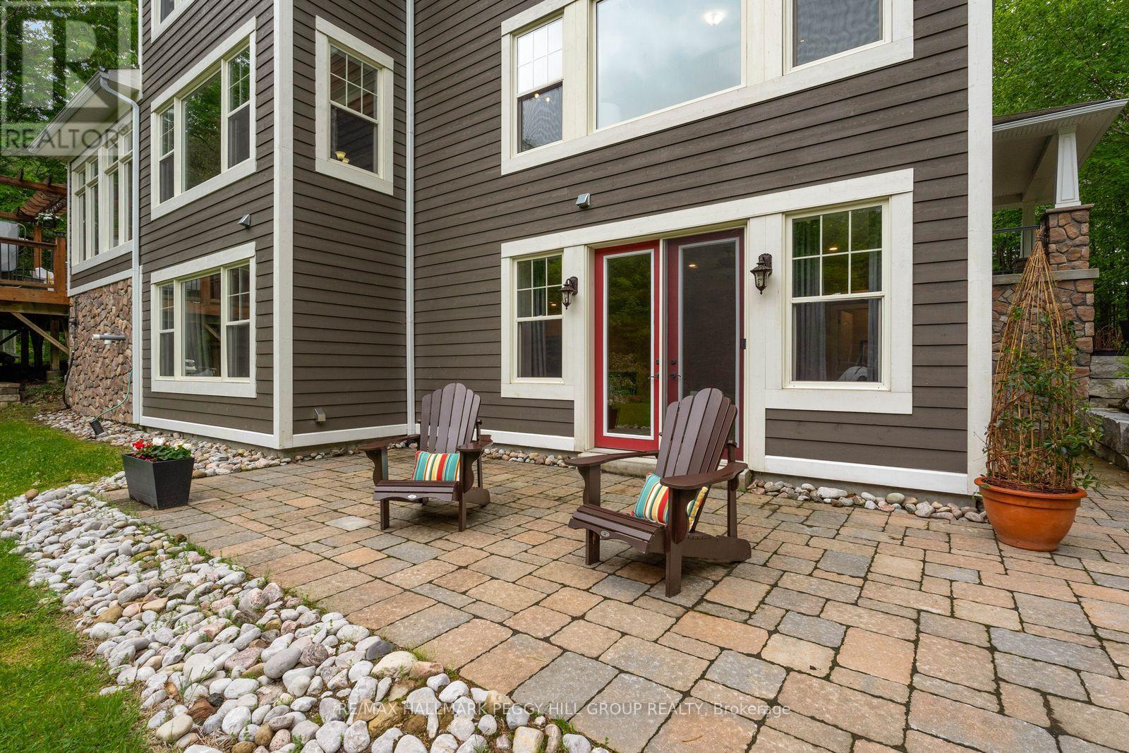 185 Skylark Road Property Photo 23