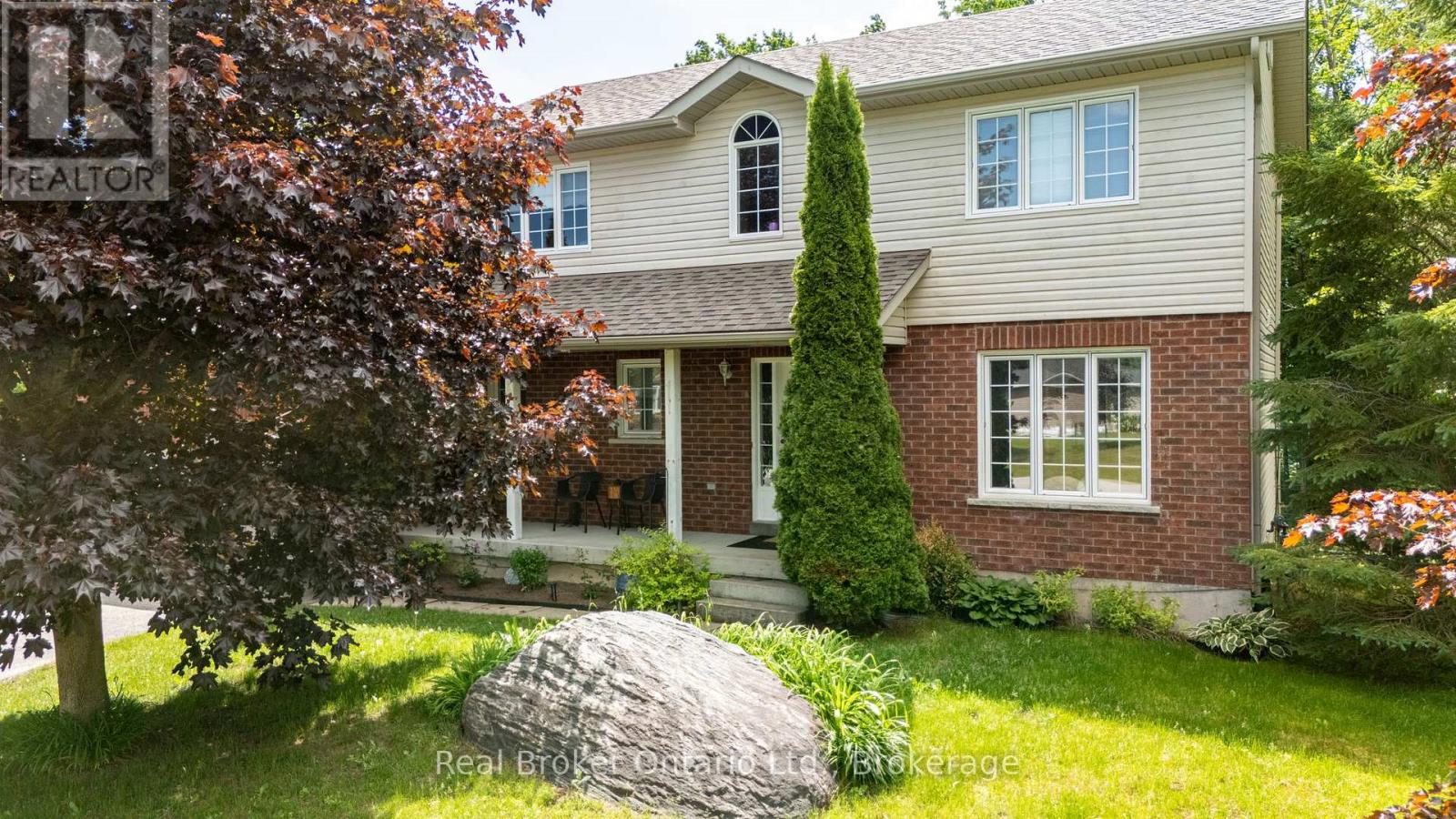 9 BOYD CRESCENT Property Photo 1
