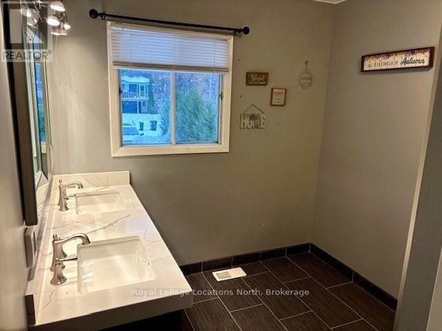 40 Rue Vanier Property Photo 9