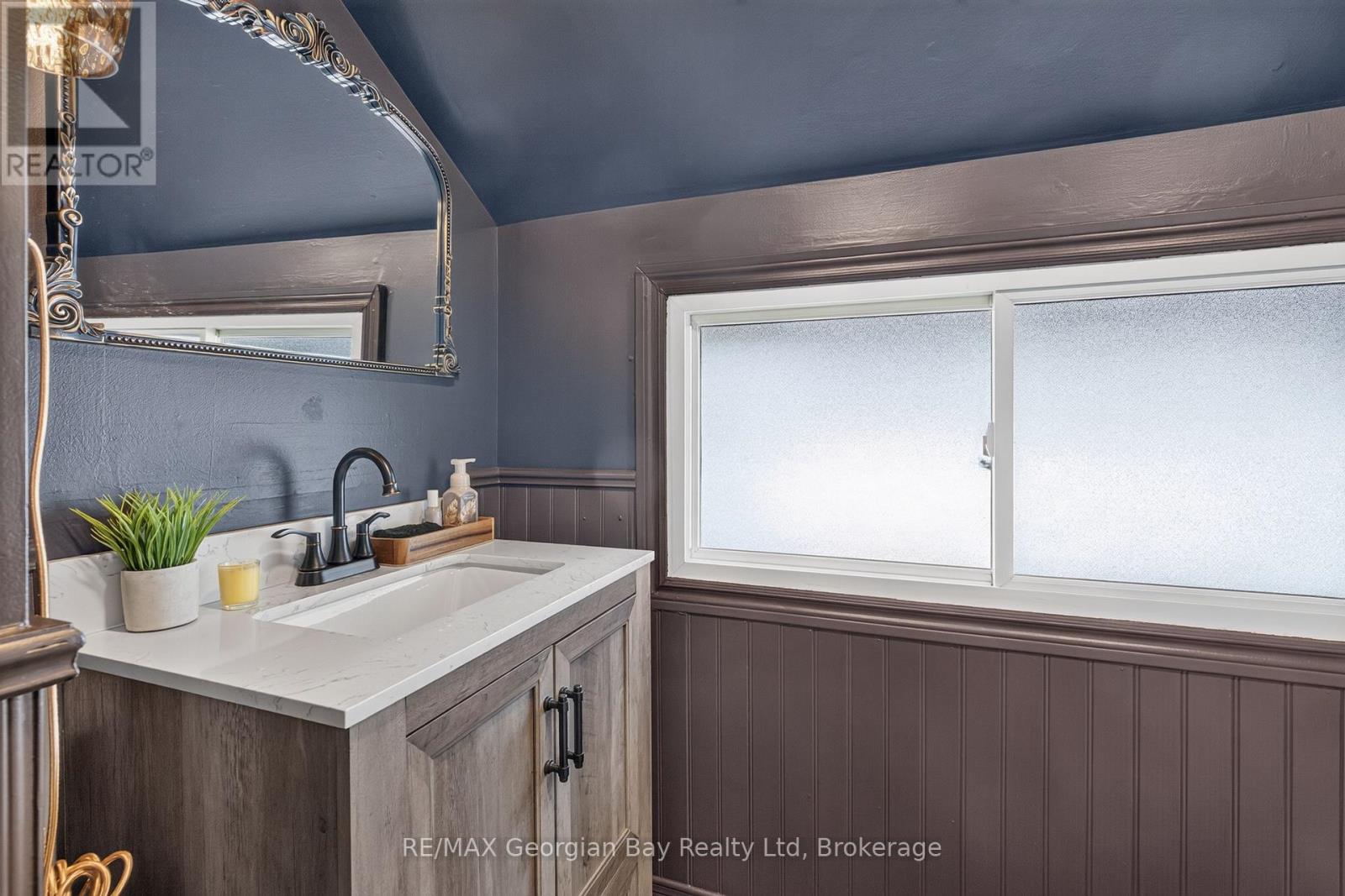 241 Donalda Street Property Photo 19