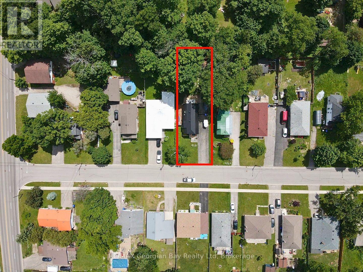 241 Donalda Street Property Photo 28