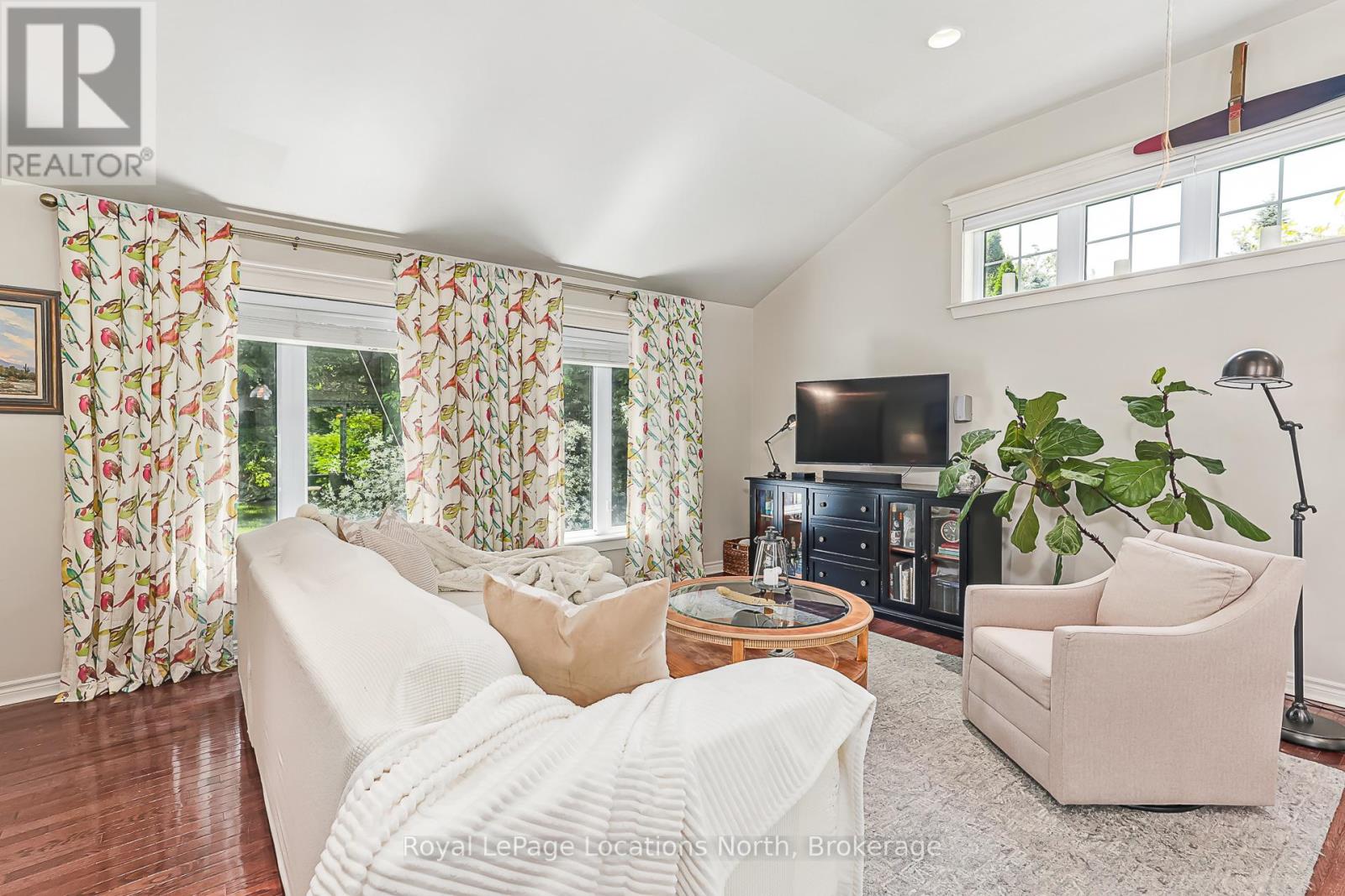8366 Poplar Side Road Property Photo 6