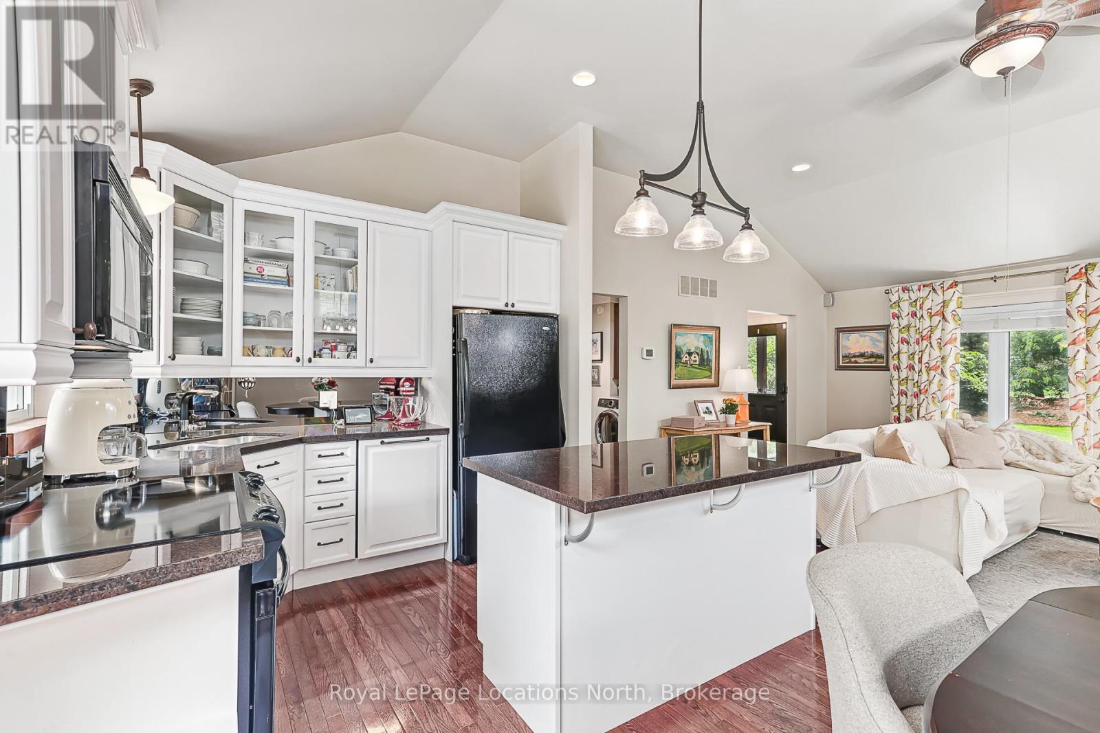 8366 Poplar Side Road Property Photo 12