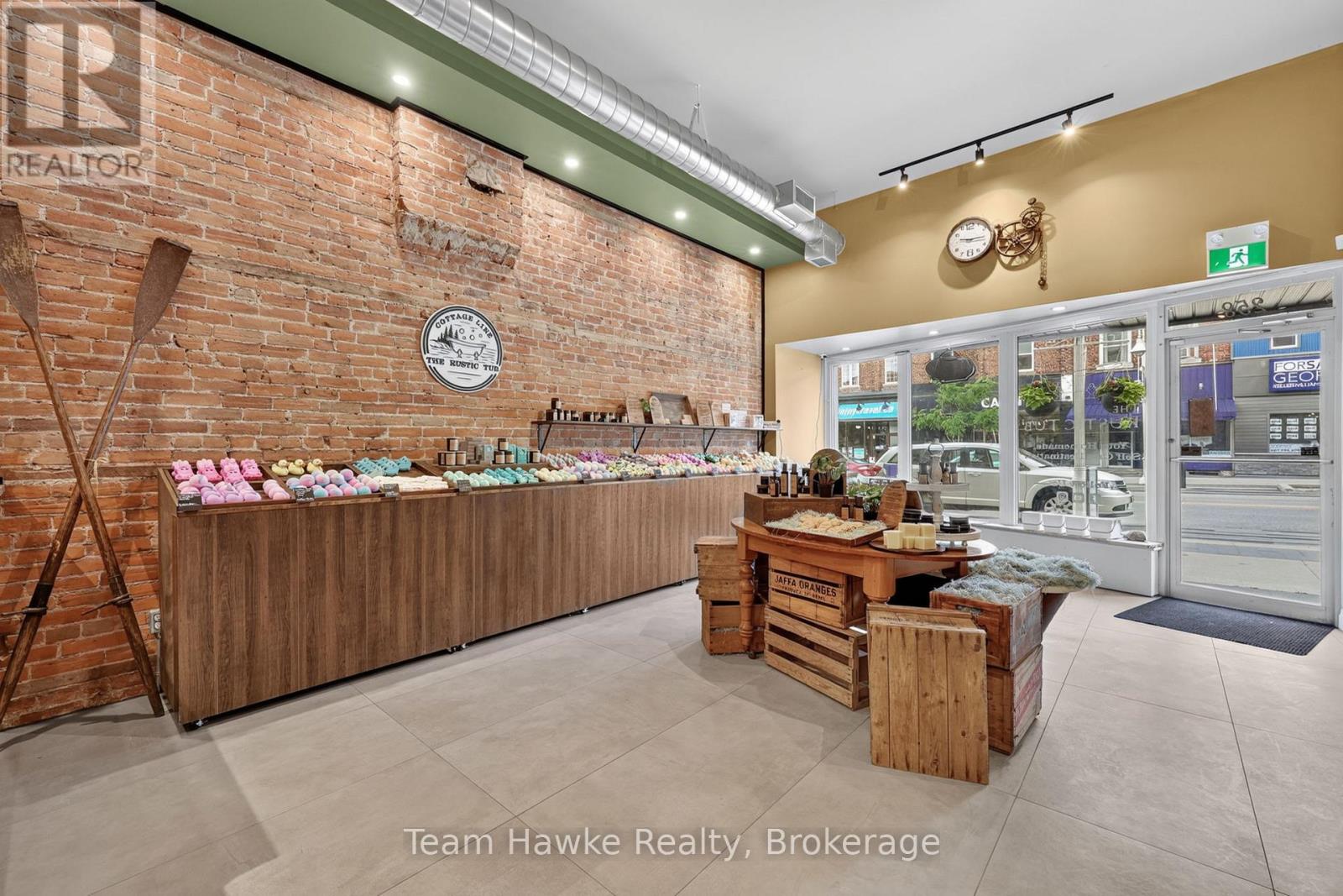 258 King Street Property Photo 5