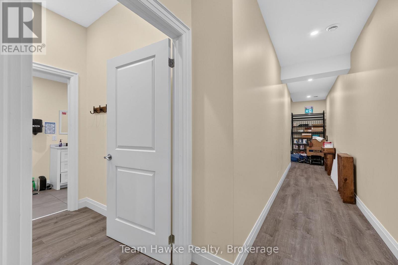 258 King Street Property Photo 20