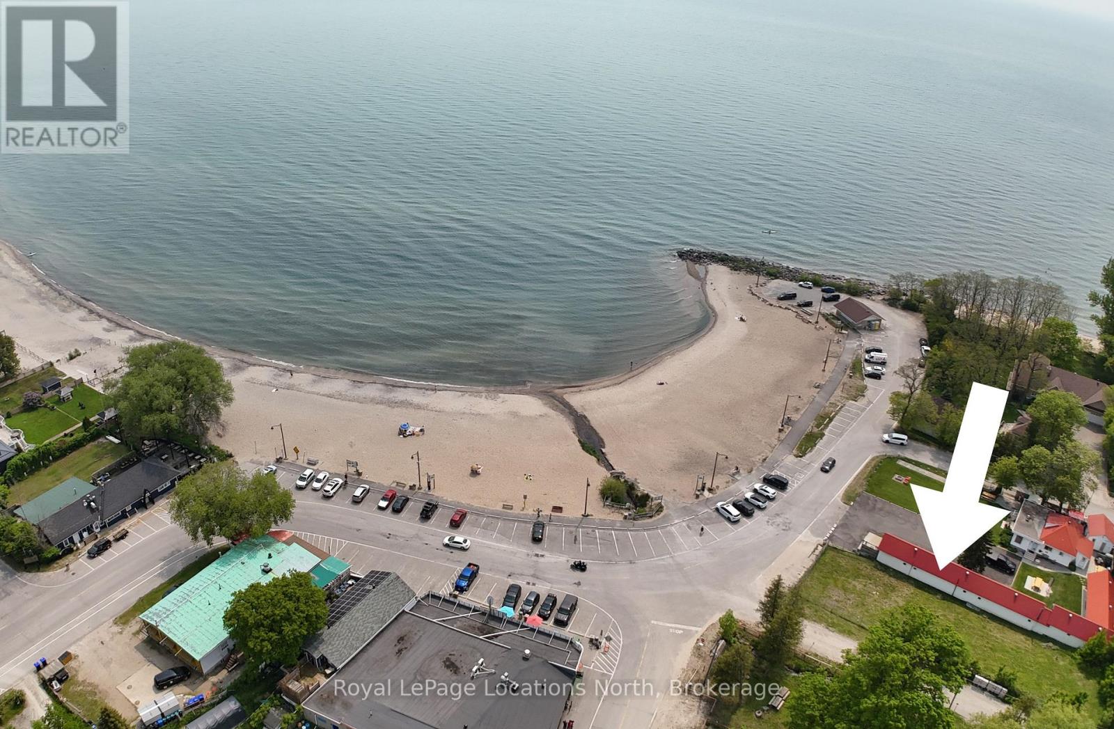 11 TINY BEACHES ROAD N Property Photo 1