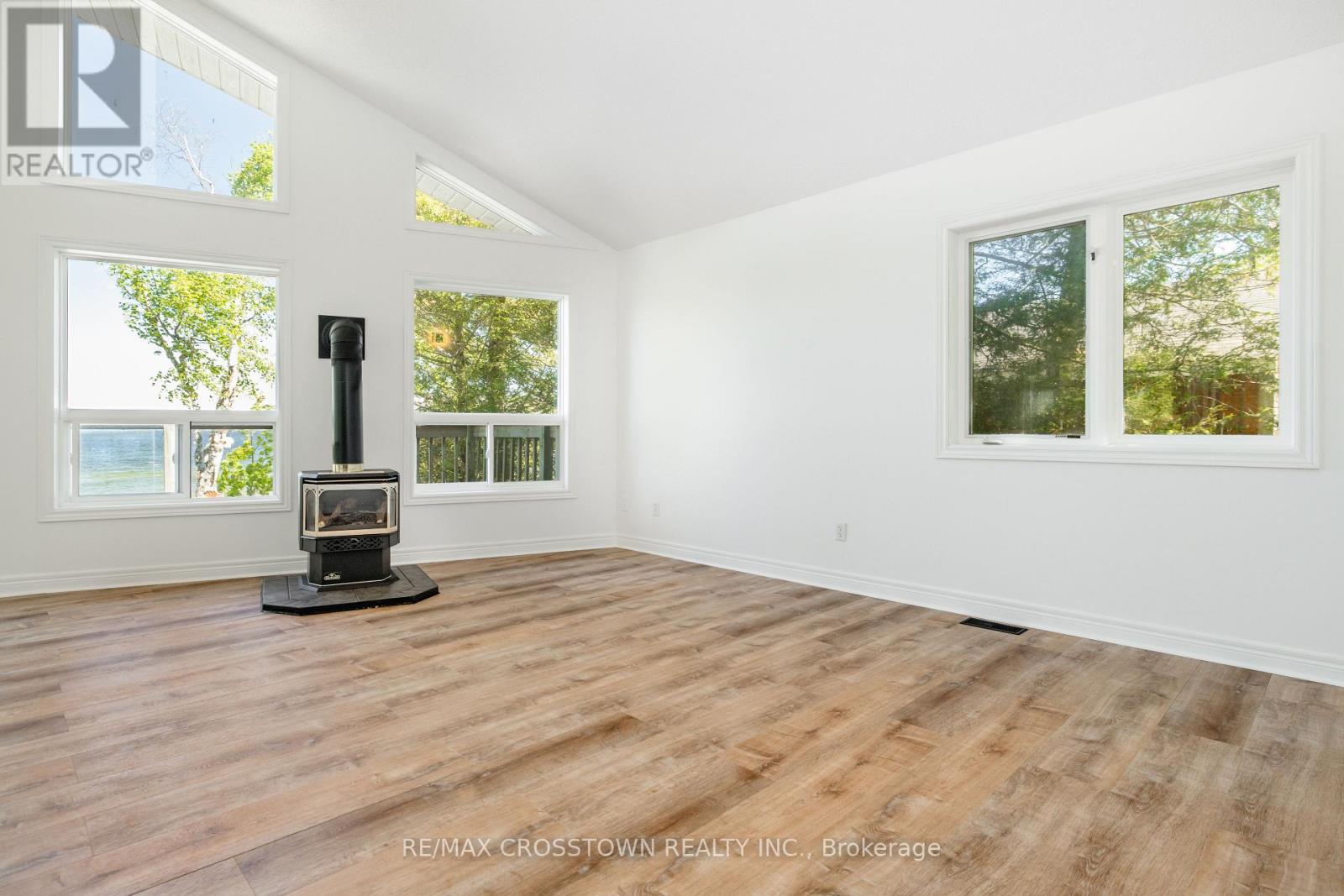 1799 Champlain Road Property Photo 18