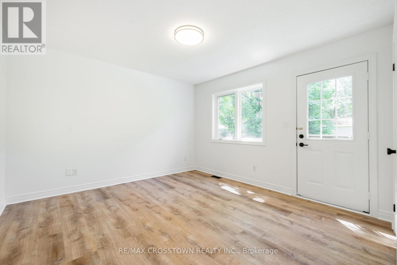 1799 Champlain Road Property Photo 22