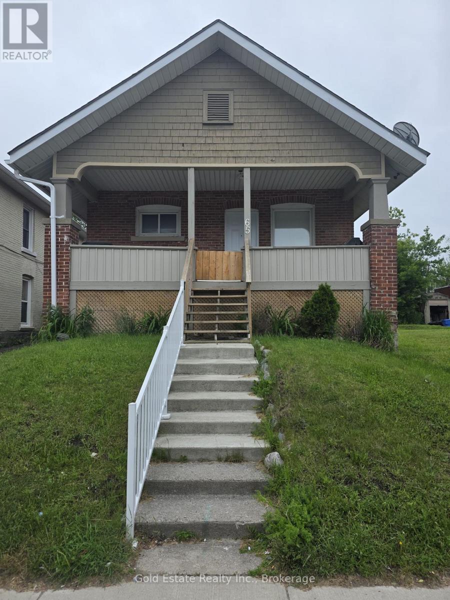65 FRONT STREET S Property Photo 1