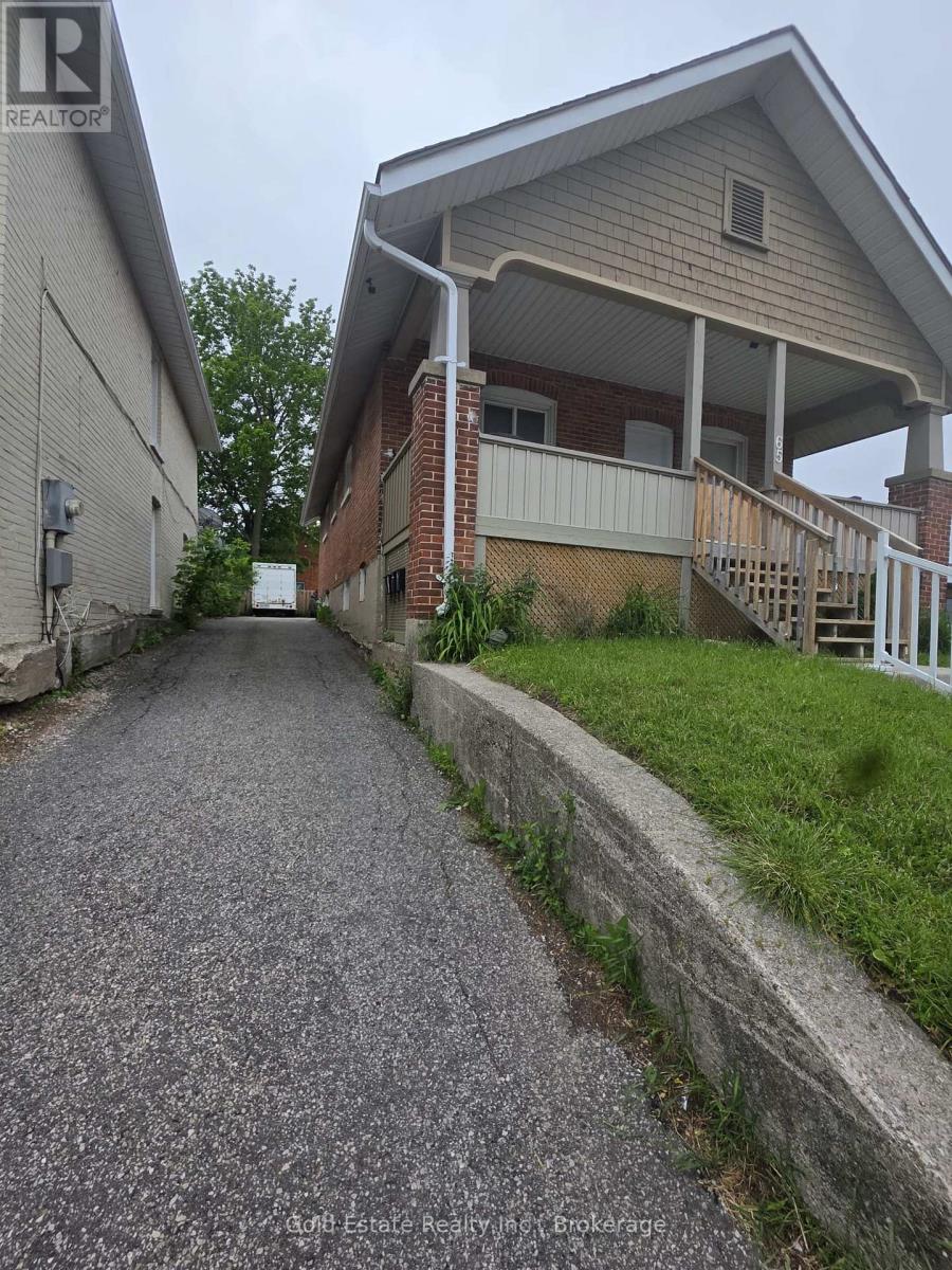 65 Front Street S Property Photo 3