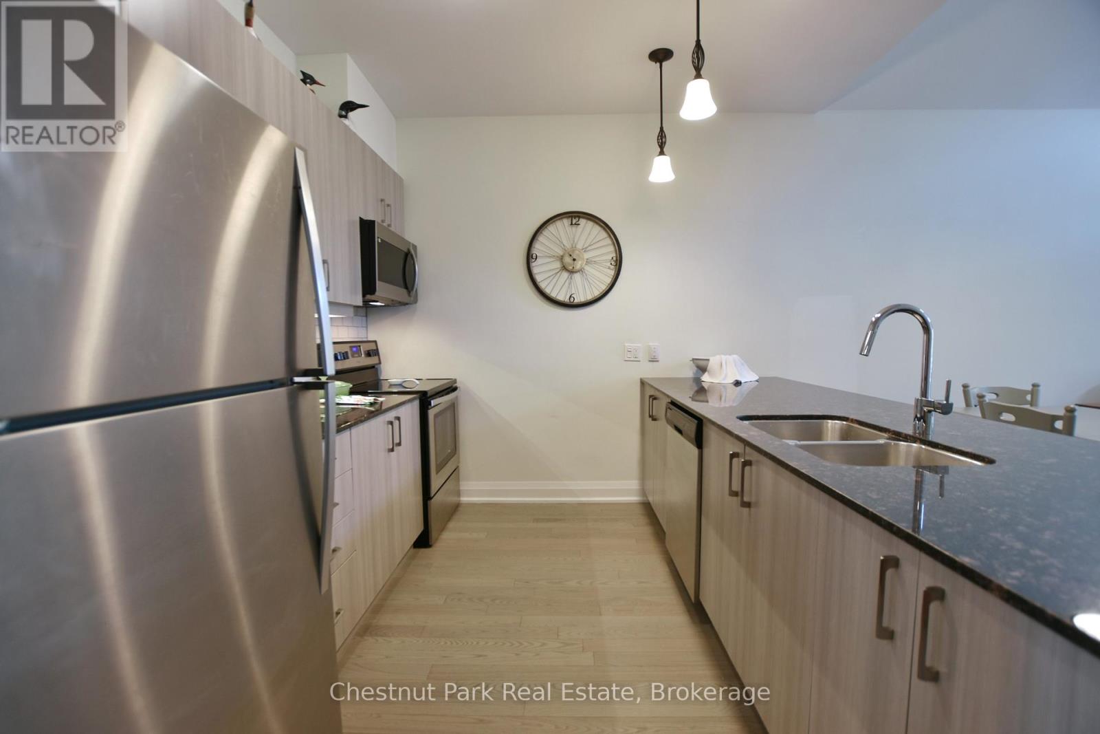 18 Sutton Lane Property Photo 7
