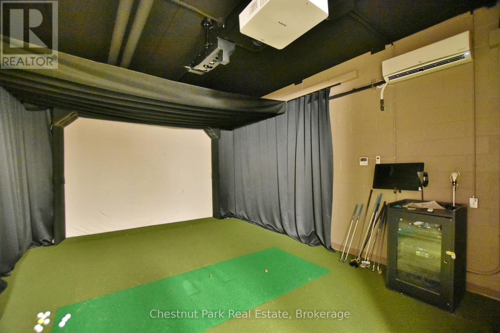 18 Sutton Lane Property Photo 36