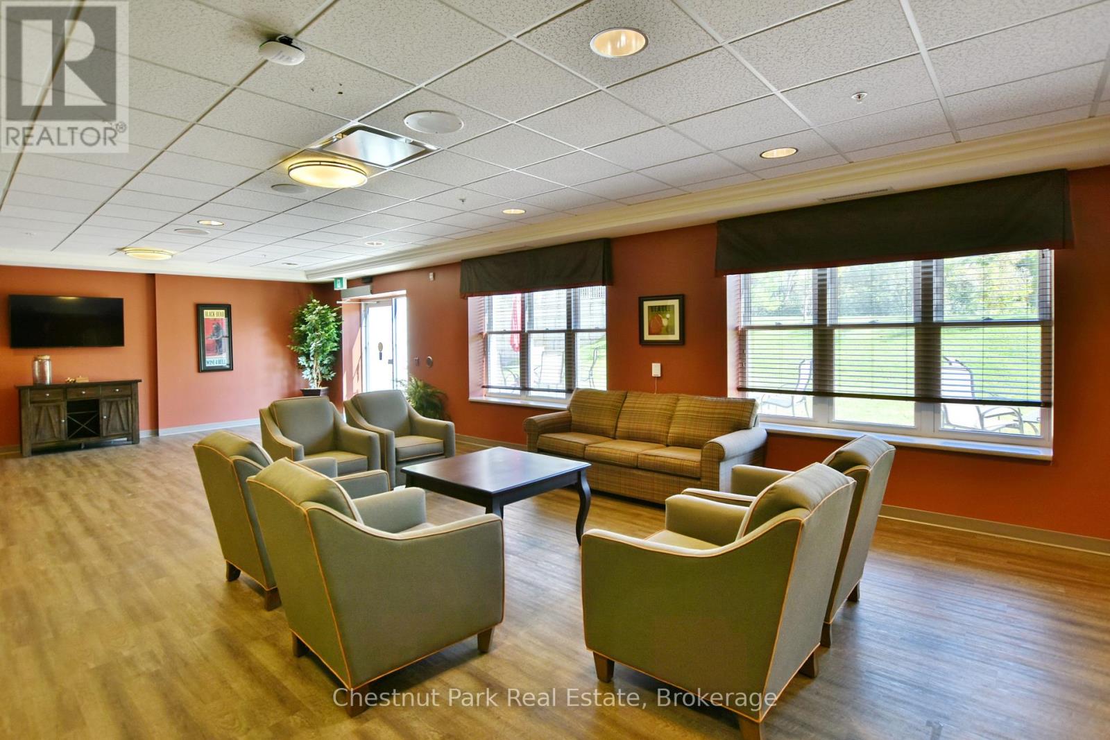 18 Sutton Lane Property Photo 45