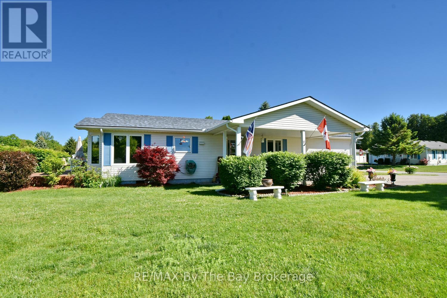 12 Indiana Avenue Property Photo 31