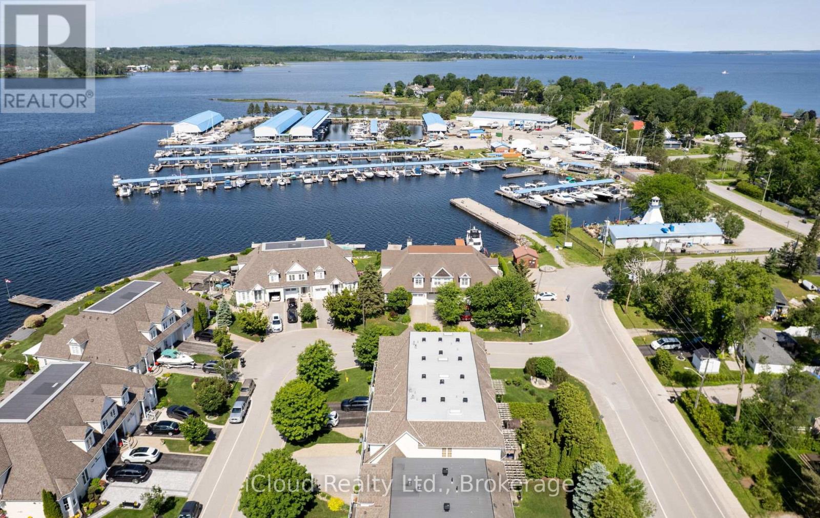 104 Wycliffe Cove Property Photo 3
