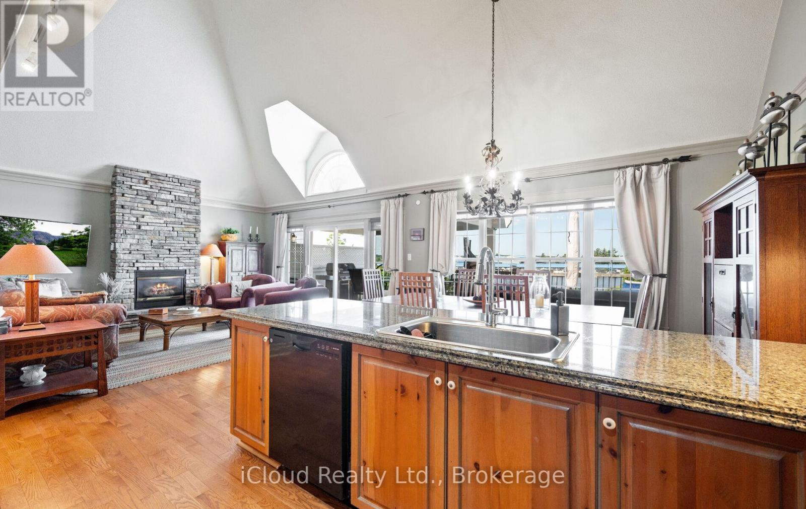 104 Wycliffe Cove Property Photo 23