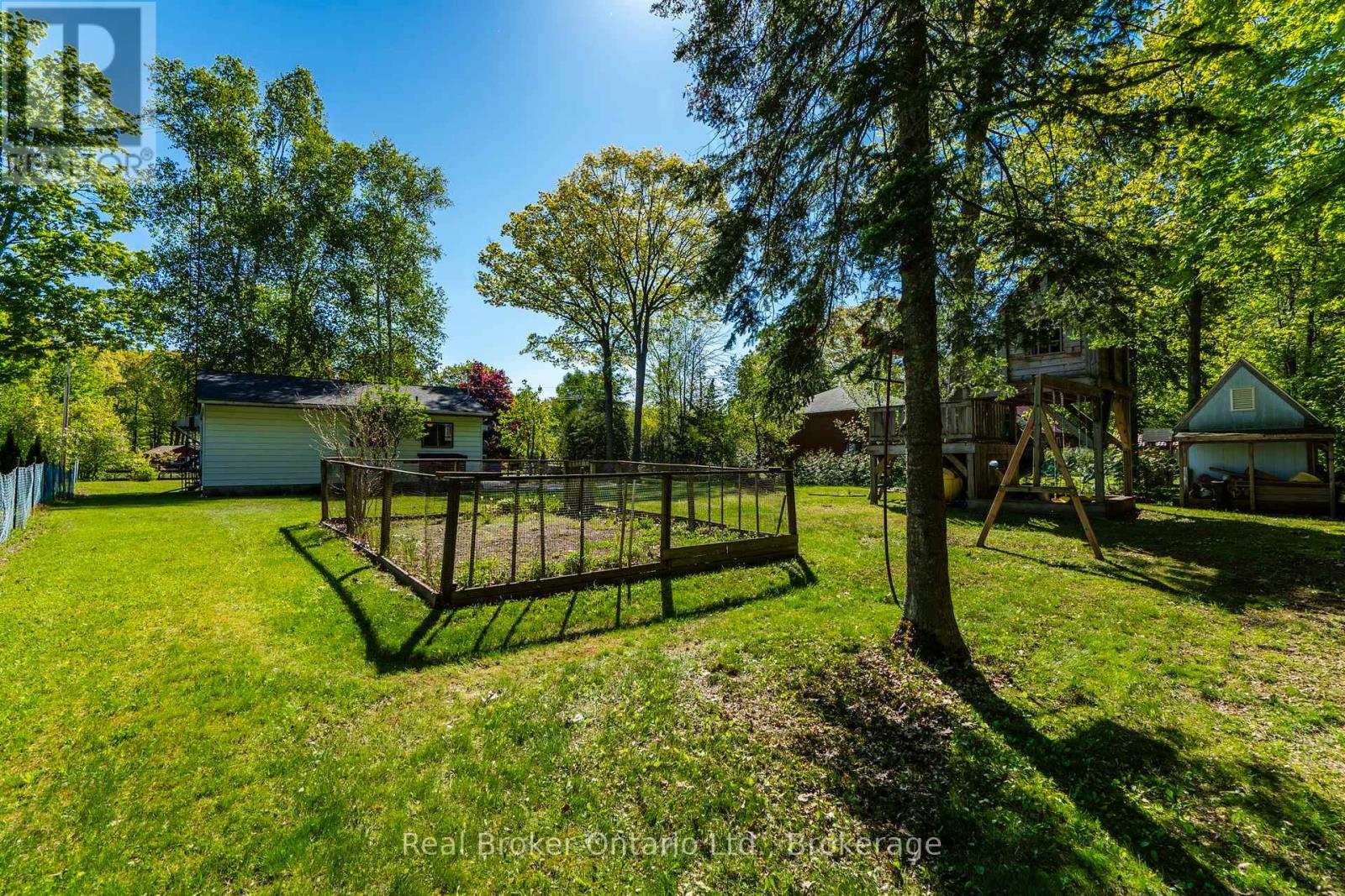 24 Poplar Drive Property Photo 25