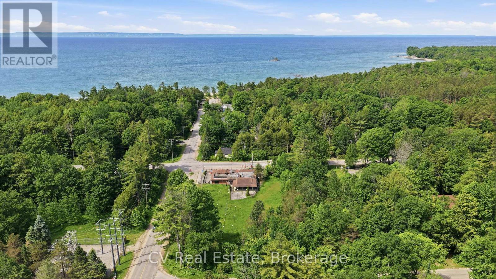 581 Tiny Beaches Road N Property Photo 19