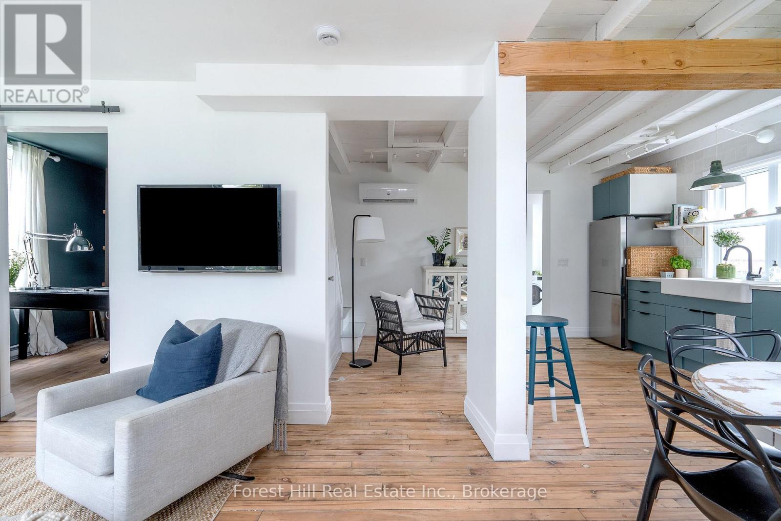 461 Fifth Street Property Photo 7