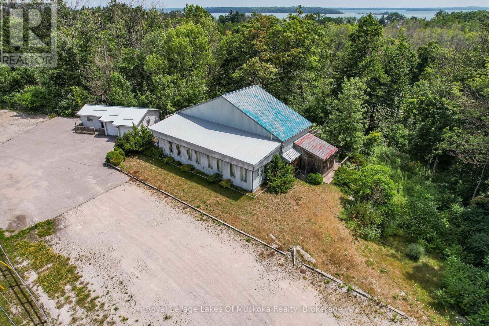 4201 Huronia Road Property Photo 5