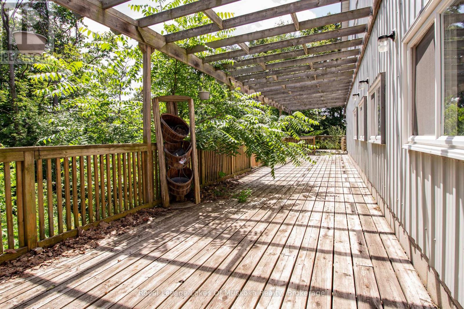 4201 Huronia Road Property Photo 13