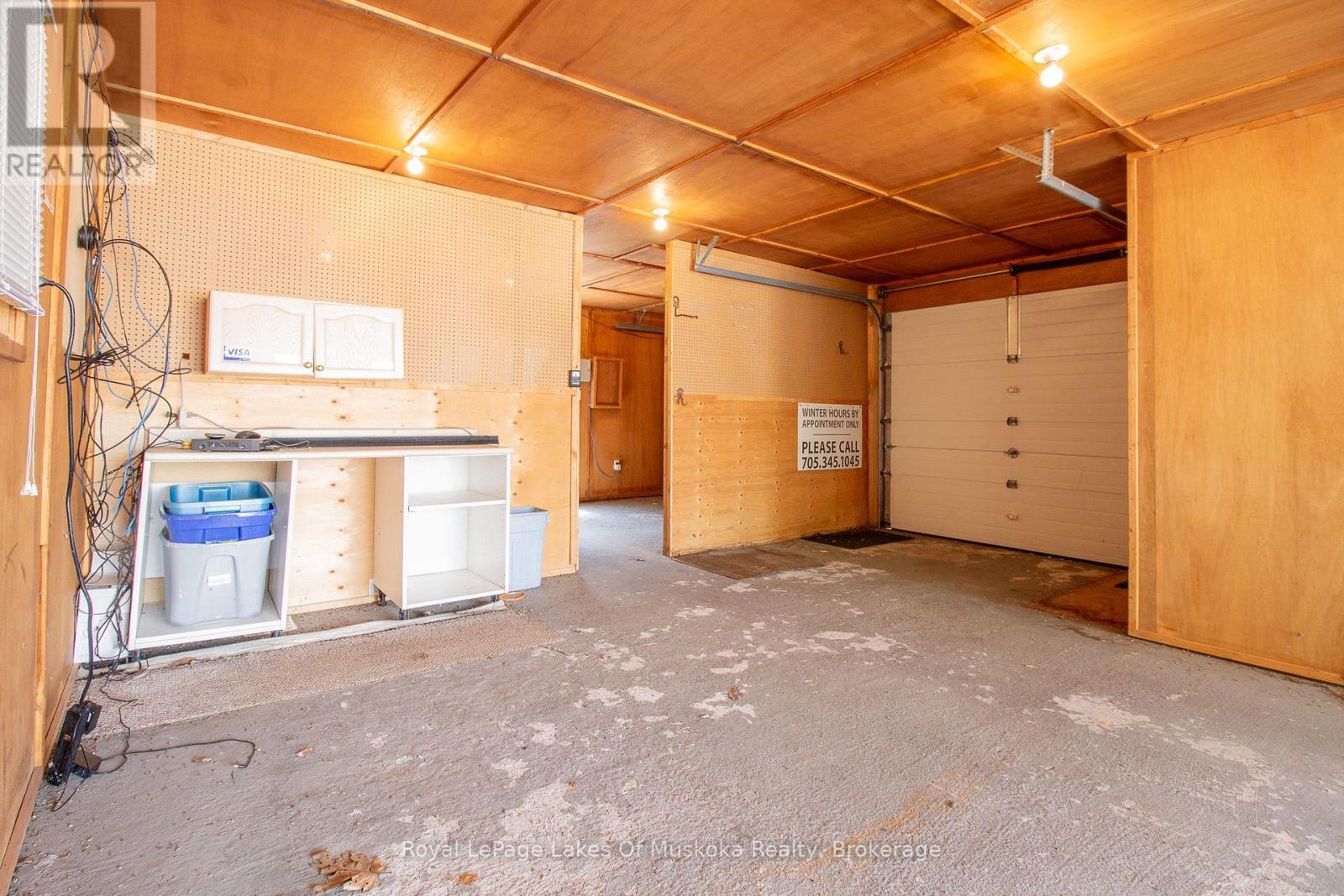 4201 Huronia Road Property Photo 16