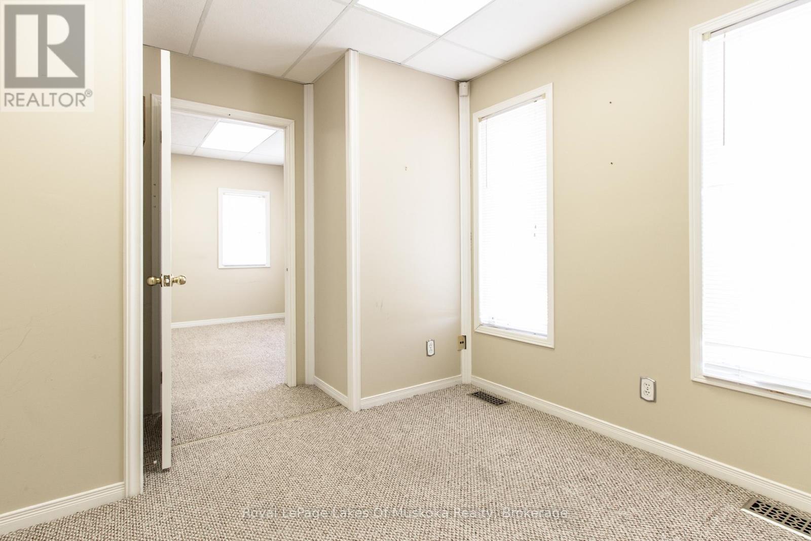 4201 Huronia Road Property Photo 24