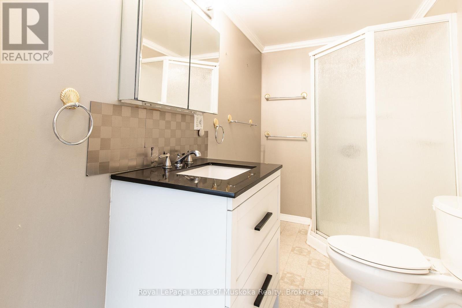 4201 Huronia Road Property Photo 32