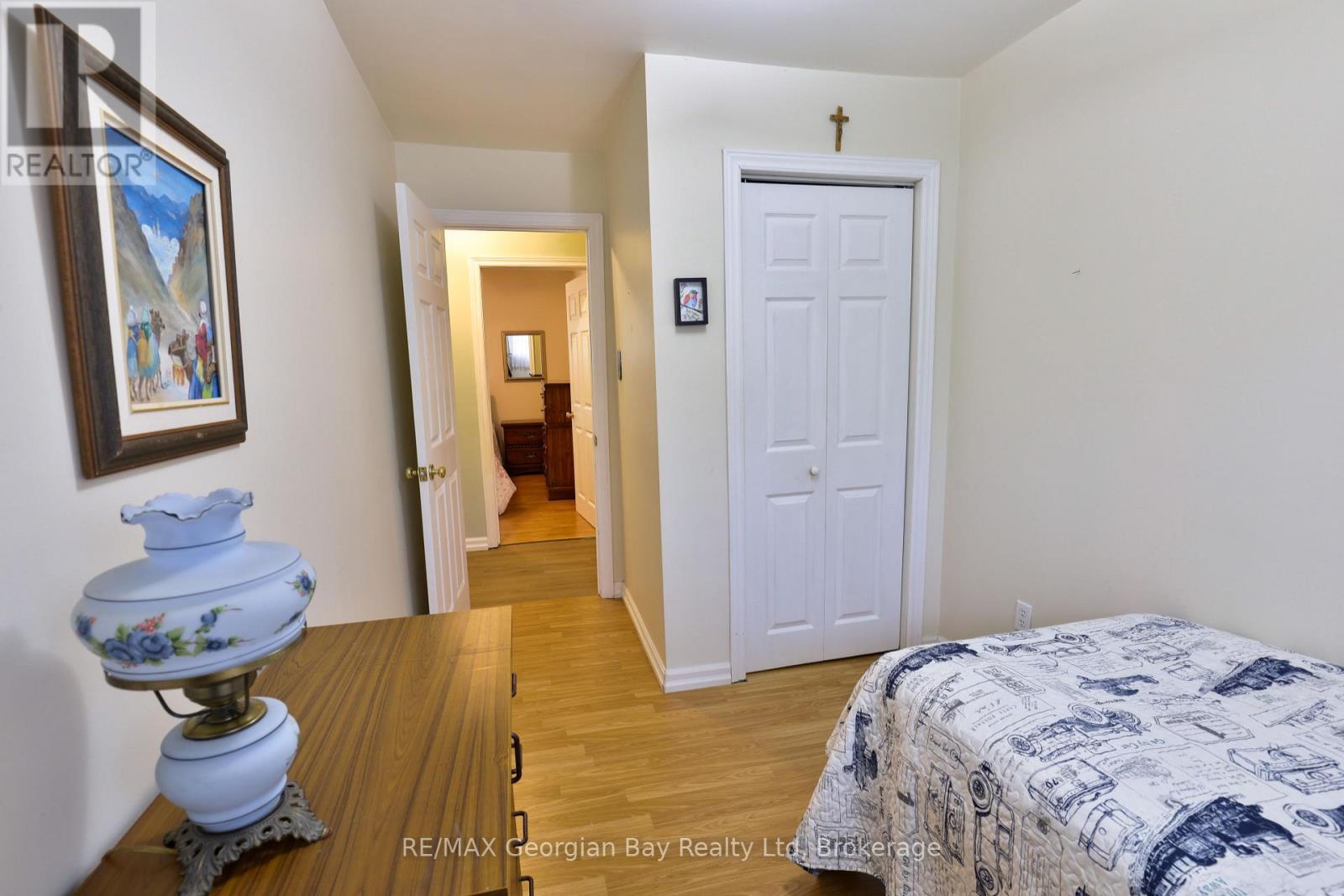 1 Lindale Avenue Property Photo 19